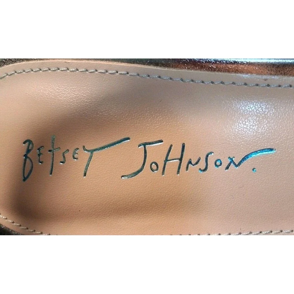 Betsey Johnson Clark Gold Rhinestone Curved Kitten Heels Size 8.5 Wide Glam - Picture 6 of 13